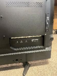 Sharp 32" LC-32LB480U TV - Photo 3