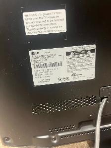 LG 32" 32LV2500 TV - Photo 3
