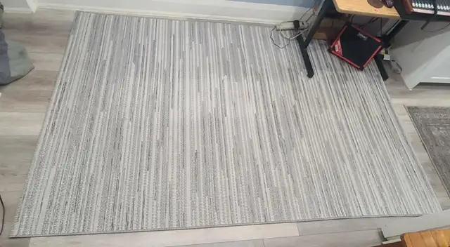 Large 9 ft x 6 ft woven Carpet, Quality Roots Home, Great DEAL!