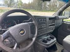 2011 Chevrolet Express AWD - Photo 2
