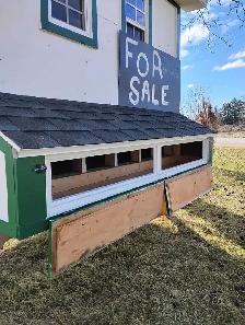 Chicken Coop - Photo 3