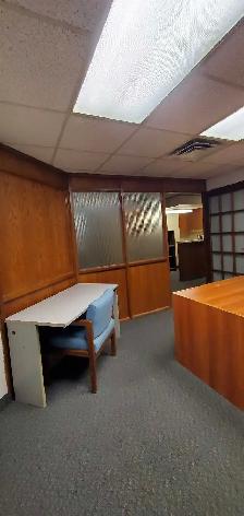 Omvic Approved-No lease-All inclusive- Month to Month - Photo 8