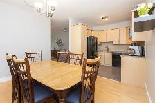 4br 3 Bath w/Cozy Patio South Surrey Whiterock - Photo 8