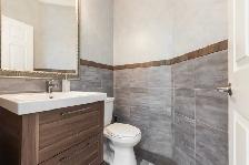 4br 3 Bath w/Cozy Patio South Surrey Whiterock - Photo 13