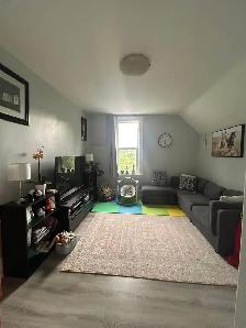 1 Bedroom Apartment - Photo 2
