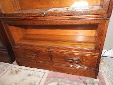 Unique 3 glass level antique barrister bookcase with 2 drawers - Photo 4