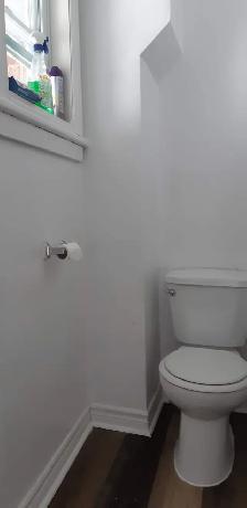 Bright Upstairs 1.5 Beds Apartment near Eastcourt Mall-1270$ - Photo 7