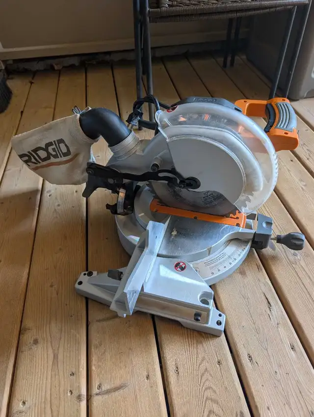 Mitre Saw