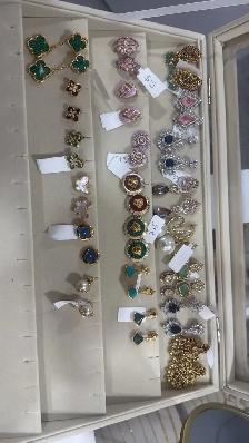 Designer Earrings - Photo 2