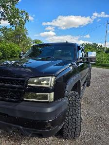 2005 Chevy DURAMAX - Photo 3