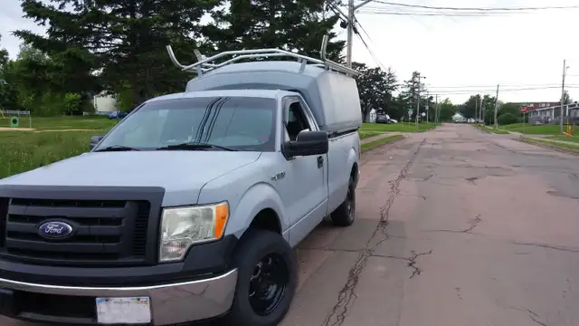 2010 Ford F150 with Spacekap.