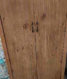 Armoire en bois