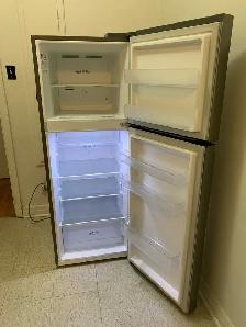À vendre Réfrigérateur LG avec congélateur en haut - Photo 2