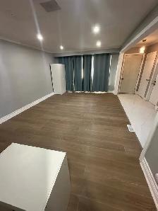 4 Bed 2WR Mainfloor - Lawrence/Markham - Available NOW - Photo 3