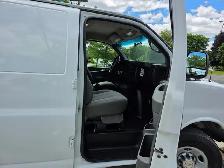 2012 Chevrolet Express RWD 2500 135' - Photo 9