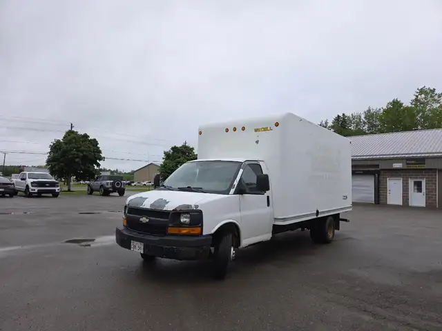 2012 Chevrolet Express cube van