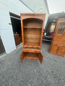 Free delivery used Oak Bookcase with Cabinet - Photo 7