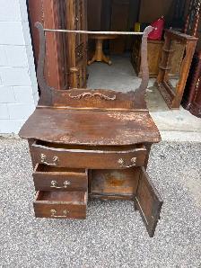 Free delivery Antique Vanity Dresser - Photo 7