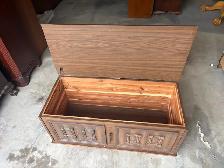 Free delivery used Vintage Cedar Lined Storage Chest - Photo 2