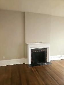 Large, Bright Main Floor 2 BR Apt. in a large Victorian home - Photo 4