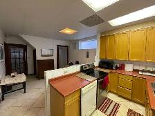2 Rooms - FEMALE - General Hospital – Oak Ave - July 1st - Photo 3
