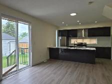BEAUTIFUL NEWLY BUILT 3-BEDROOM HOUSE FOR RENT IN EDMONTON! - Photo 3