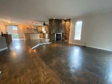 Belle maison, lumineuse et ensoleillée à louer! - Photo 2