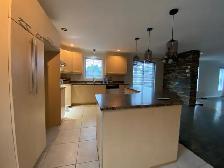 Belle maison, lumineuse et ensoleillée à louer! - Photo 4