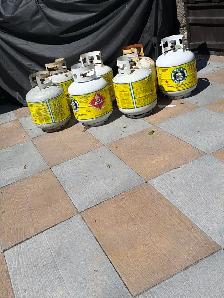 Propane tanks - empty - Photo 2