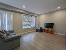 4 bedroom and 4 bathroom townhouse for Rent - Photo 3