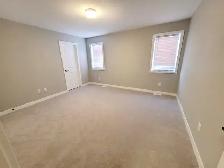 4 bedroom and 4 bathroom townhouse for Rent - Photo 6
