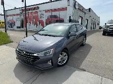 2020 Hyundai Elantra SEL ONLY 39,000 KM!