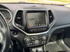 2018 Jeep Cherokee Trailhawk Technology Package - Photo 12