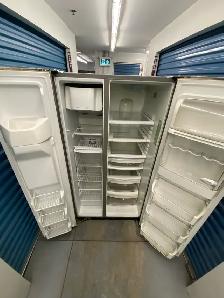 STAINLESS STEEL REFRIGERATOR - Photo 4