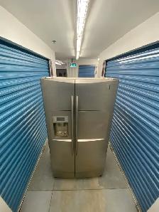 STAINLESS STEEL REFRIGERATOR - Photo 10