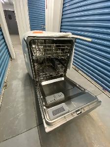GE STAINLESS STEEL DISHWASHER - Photo 5