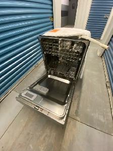 GE STAINLESS STEEL DISHWASHER - Photo 7