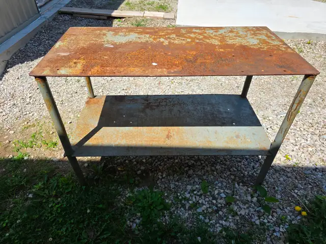 Industrial Heavy Duty Steel Work Table Smaller Welding Table