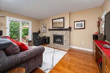 Gorgeous 4 Bed Family Home in the Heart of Markham Village - Photo 5
