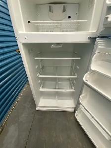 WHITE REFRIGERATOR TOP FREEZER - Photo 7