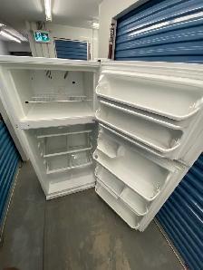 WHITE REFRIGERATOR TOP FREEZER - Photo 8