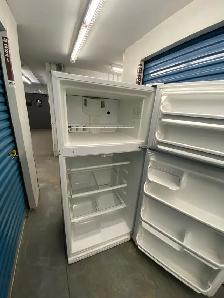 WHITE REFRIGERATOR TOP FREEZER - Photo 9