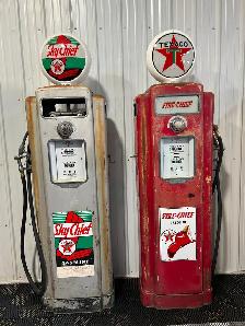 Oil & Gas Collectibles - GM, Texaco, Red Head Gas Pumps & Signs - Photo 3