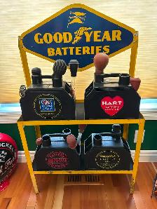 Oil & Gas Collectibles - GM, Texaco, Red Head Gas Pumps & Signs - Photo 9