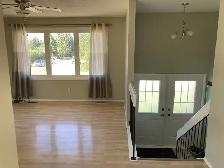 Home for Rent - 4 Bedrooms - Pet Friendly- Heated Garage - AC - Photo 2