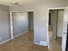 Home for Rent - 4 Bedrooms - Pet Friendly- Heated Garage - AC - Photo 10
