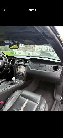 Mustang v8 2011 - Photo 2