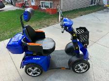 Tron Electric Scooter - Photo 5