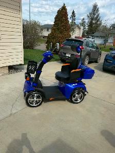 Tron Electric Scooter - Photo 6