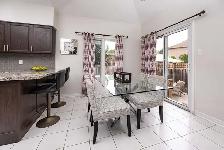 Live in Popular Gorham-College Manor - 3 Bed Home - Newmarket - Photo 4